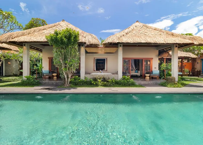 Villa Mahkota Seminyak